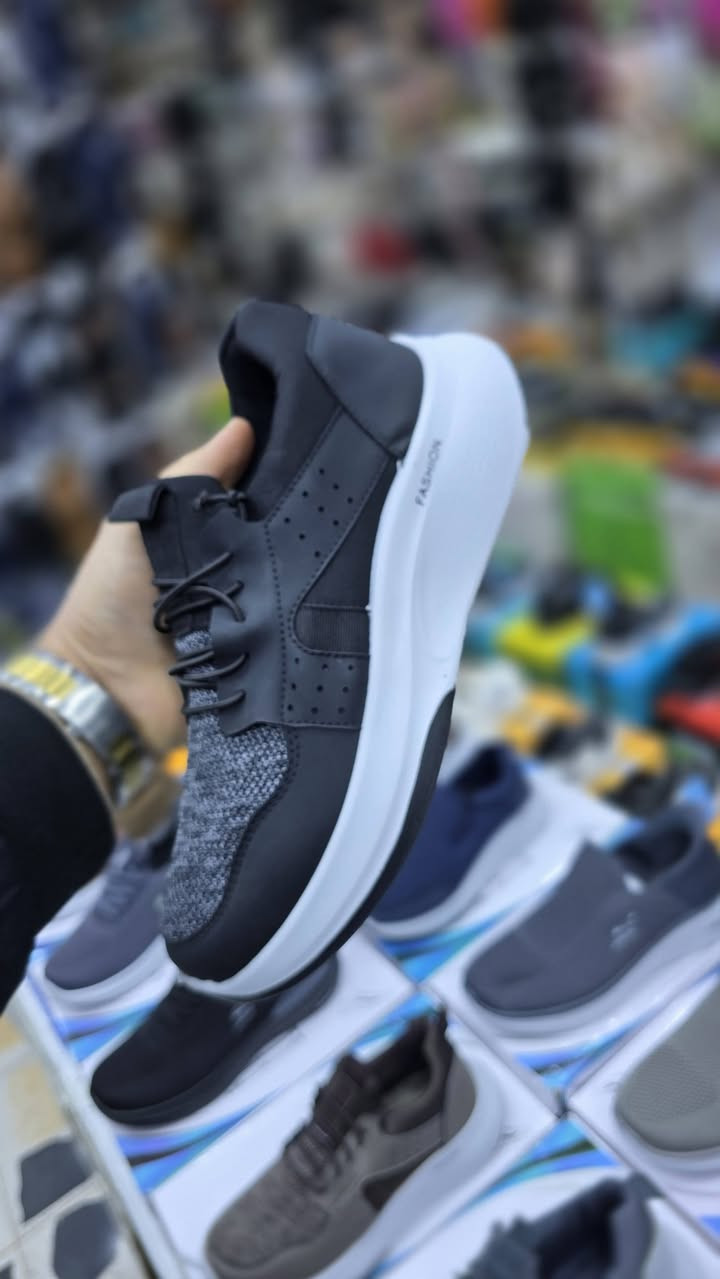 ✔️متميزون في الذوق الراقي 🔥🔥
جوده ومتانه 
أناقه  وتنوع.      يوني UNI MK 
راحه فائقه
واسط الزبيديه الفلكه مجاور مدرسه الإمام الصادق ع 
توصيل لكافة محافظات العراق 🇮🇶 
***********
