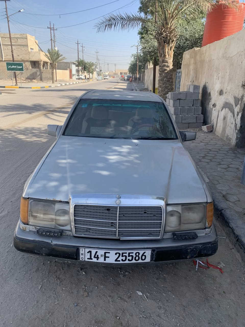 سلام عليكم 
مارسدس دب للبيع مديل 88 رقم بصره انكليزي ل30 كير مكينه فيفيتي 2500 جدد  عربانه خلفيه كامله جديده زوج تواير جدد دواخل حلوه بس السقف امخربط  البرانكيت بي تعمير والقواعد مكان سياره بصره سفوان 
سعر 28 ابيع كوم حديد فقط اصوليات اتكفلهن 
*********** 
بيع او مراوس بس لا يراني ولا صيني
