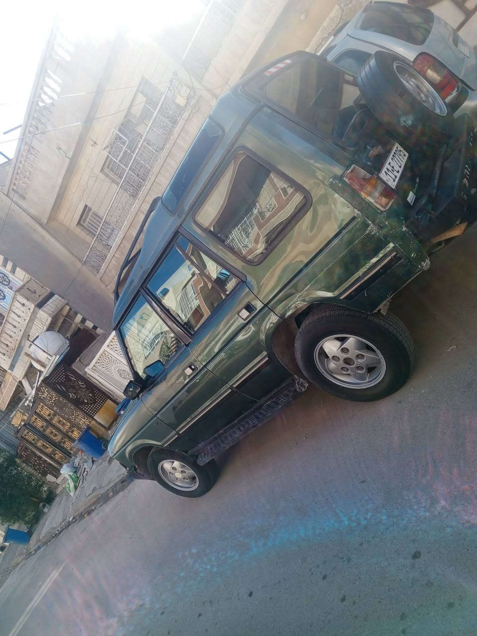 السلام عليكم
دسكفري رانج
كير ومكينه ثنين ونص كفاله
تخم تاير جديد 
كهربائيات شغاله
دواخل نضيفه
جام كهرباء 
سنويه لل29
السياره باسمنه تحويل مباشر
السعر 33
مكاني بغداد الجديدة 
للاستفسار ***********
