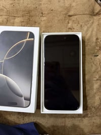 16 برو ماكس لون تيتانيوم  بطاريه 94 ذاكرة 256 السعر1،500 وبي مجال  لتو...