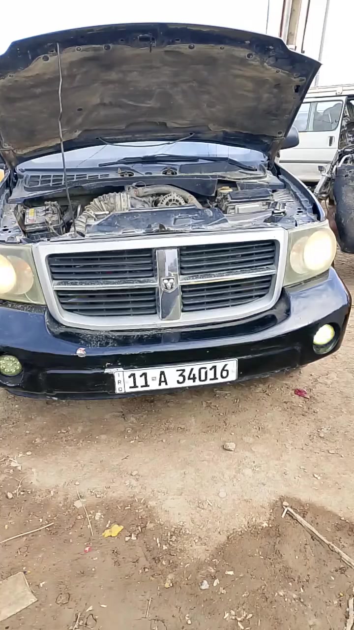 السلام عليكم سياره جاهزه رقم بغداد دولي تريد مداور تريد وكاله سنويتها لل 30  السياره محوره تاهو تاهو  السعر 60 او مراوس حسب القناعه  مكان السياره الناصريه ***********
