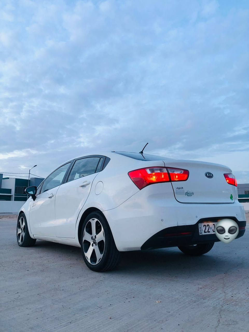 للبيع كيا ريو موديل 2012 اربيل جديد شرط مداور او وكاله فول مواصفات سيارة كفاله عامه ما عدا بارد قليل بجاملغ الامامي كير ومكينه 1600 وحداديه وتبريد وتخم تاير كفاله السعر 88 بيها مجال قليل مكانها نجف 
مكلف بالنشر 
***********
