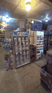 نحن نوفر لك عارضات إكسسوارات الموبايل المتكاملة (شواحن، سماعات، كيبلات...