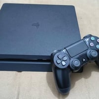 بلاي 4 برو • مهكر