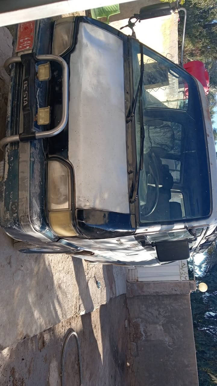 سلام عليكم كيه بسته لرقم صدامي مديل1994دواخله نضيفه مكينته وكير واكسن نضيفات شواصيه نضيافات مامصبوغه مالكه يريد وكاله لو تحويل سعره 20 وبيه مجال للطيبين اتصل وتدلل مكاني كفل للاستفسار ***********
