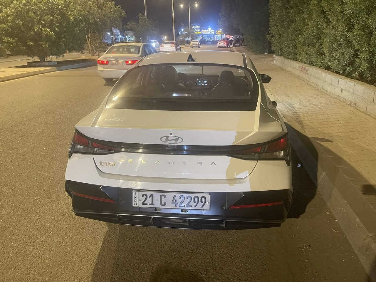 السلام عليكم النترا موديل 24 مكفوله كفاله عامه محرك 1500 تجميع صيني فتحه سقف وبصمه السعر 140 وبيها مجال
