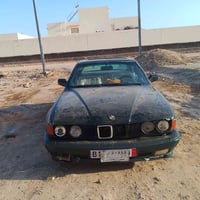 بي ام ٧٣٥ • فتحه سقف • رقم البصره