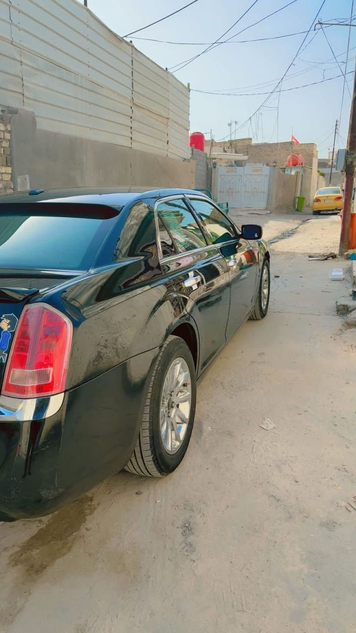 من رخصة الادمن السلام عليكم اوباما مديل 12 اسود داخل عسلي جلد رقم اربيل باسمي تحويل ثاني يوم سياره جاهزه بدون حادث بدون ايرباك بس شويه بارد بلدور مال الجاملغ مثل ما موضح بلسونار بيع نقد أو مراوس حسب القناعة السعر ب160 وبيها مجال مكاني حله رقم التليفون***********
