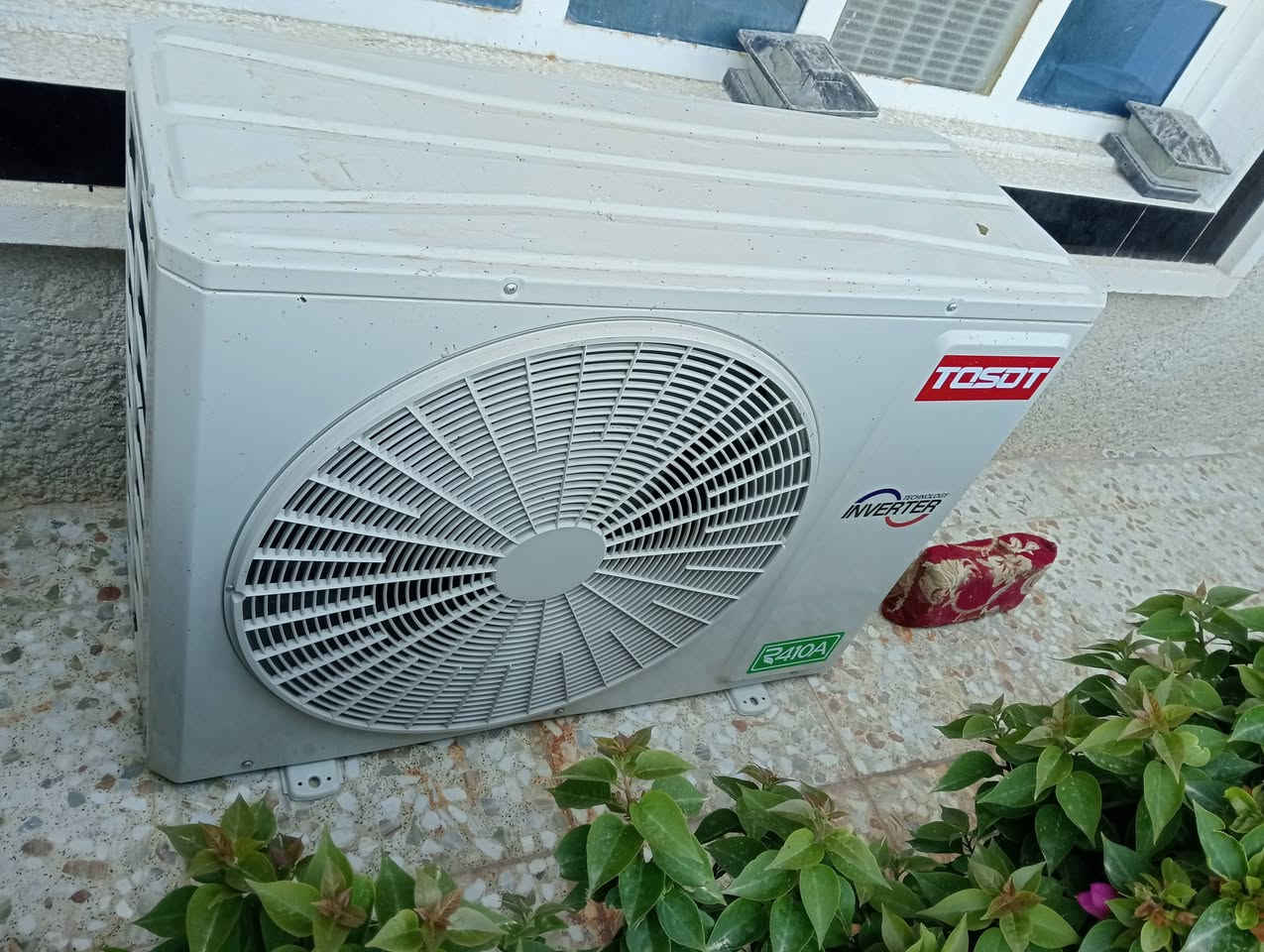 سبلت توسوت كنتوري 2 طن انفيرتر للبيع استخدام موسم
واحد السعر  850
المكان بغداد 
***********
