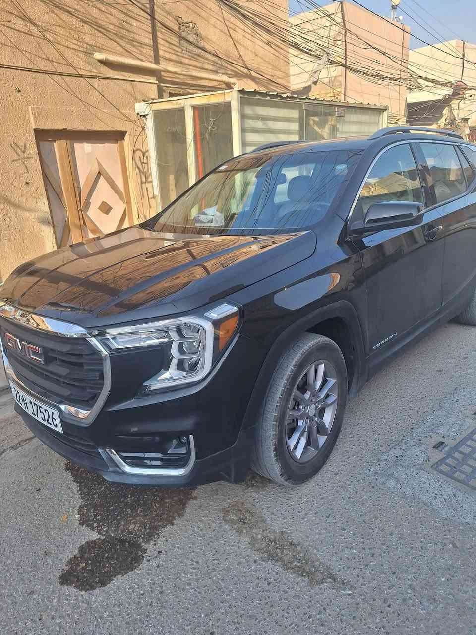 2. نوع الماركة :- تيران SLT
 3. سنة الصنع :- 2023
 4.  كير بيانو 9نمر 
 5. رقم اللوحة:- أربيل دولي 
 6. اللون الخارجي :- أسود 
 7. اللون الداخلي :- جلد صحراوي 
 8. عدد الكيلومترات :- 80 الف كيلو قابل للزيادة
 9. نوع الوقود :-بانزين 
 10. ناقل الحركة :- أوتوماتيكي 
 11. حجم المحرك :- 1500 توربو 
 12. عدد الأسطوانات :-4
 13. عدد الأبواب :- 4 مع بصمات لاربع بيبان
 14. عدد المقاعد :-4
 15. نوع الدفع :-  4 ويل دفعرباعي 
 16. الحالة العامة :- مستخدم أمريكي 
 17.المواصفات الإضافية (  بصمة تشغيل- دخول ذكي  - انظمة امان - وضعيات قيادة -تحديد مسار - مثبت سرعة -كاميرا -شاشة كبيرة متصل -  -سياقة ذاتية - نقطة عمياء جانبية - اشاير مري - رادار محيطي - مقاعد تدفئة - ستيرن تدفئة - وباقي المواصفات المعروفة مثل الويل كب والخ …لايت اوتو زنون خزن مموري تبريد قطعتين 
 18. الضرر :- بنيد وجاملغ ايمن الشواصي واللغود سليمه غرفة السياره والكشنات دنلي 

السعر المطلوب 190ورقه وبيها مجال هاتف  *********** النجف الاشرف
