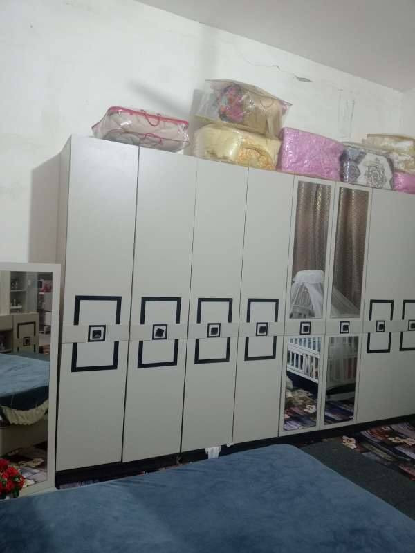 🛏️ غرفة نوم للبيع – استعمال خفيف 🛏️
غرفة نوم نظيفة جداً وبحالة ممتازة، استعمال بسيط وقليل، بدون أي ملاحظات.
شكل أنيق 
السعر مناسب ويوجد مجال للتفاوض  فقط.
للتواصل والاستفسار يرجى مراسلتي على الخاص.


**إذا كنت صاحب هذا الإعلان وتريد حذفه لأي سبب، رجاءا أرسل رسالة إلى الدعم الفني**