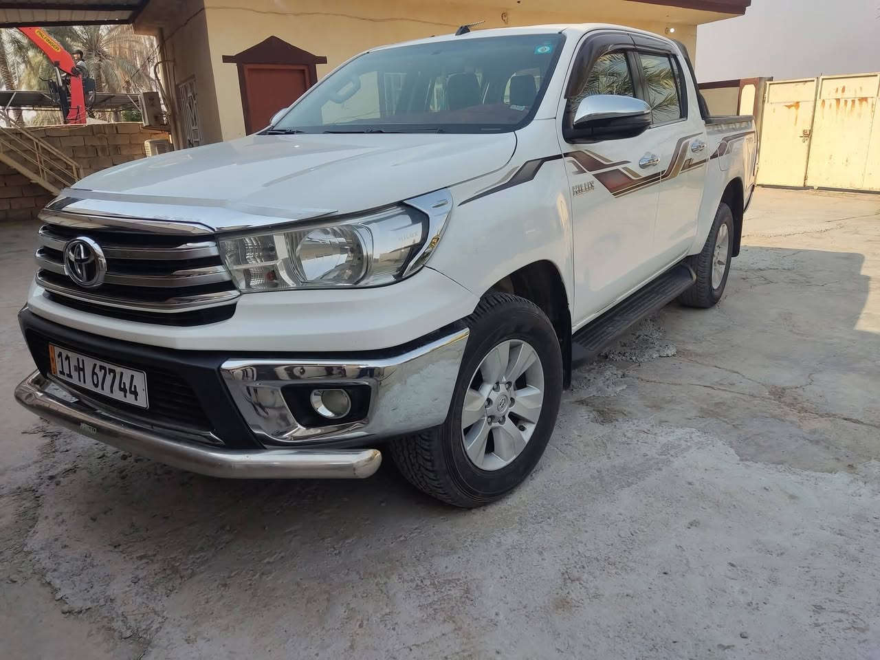 تويوتا هايلوكس للبيع موديل 2019 ساز الاصل كير اوتوماتيك رقم بغداد انكليزي بسمي تحويل ثاني يوم سنويه لل2030 سياره نظيفه ما تصرف عليها دينار بيها بارد بالجاملوغ وبراغي مفتوحه ومعدل راس الجاملوغ عالبارد وبيها راس البنيد معدل عالبارد بدون صبغ بدون تبديل والبنيد بي برغي واحد مفتوح من اصل اربع براغي والسونار مرفوق تدفئه تبريد محرك كير اكسل مكفولات المكان ديالى الخالص الشراي يتصل ويدلل السعر 265 وبيها مجال رجأئا اقرء التفاصيل وخابرني ***********
