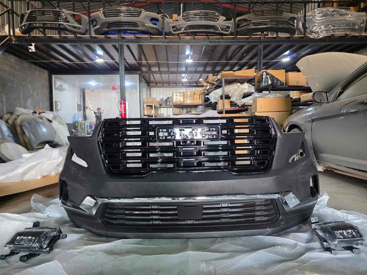 توفرت مجموعة من قطع الغيار الاصلية الجديدة والمستعملة للموديلات الحديثة
#ترافيرس #اكاديا #اكوينكس 
العنوان/  البصرة ساحة سعد داخل محطة وقود لؤلؤة البصرة ( محل gm لقطع الغيار ) 
للأستفسار مراسلة واتساب أو الاتصال على الرقم
*********** مصطفى عبدالله ( ٩ صباحا _ ٥ مساءا ) 

لشراء قطع الغيار من الوكالات والتفصيخ في أمريكا 
_ النقل جوي بأسرع وقت ممكن عبر شركات الشحن العالمية DHL- FEDEX-Aramex بمدة تتراوح بين ١٥_٢٠ يوم 
_ اعطائك كافة معلومات الشحن لتتبع الشحنة.
_ يمكنك الدفع ألكترونيا أو الحظور للمكتب والدفع نقدا.
_ الشراء بعد دفع نصف المبلغ.
