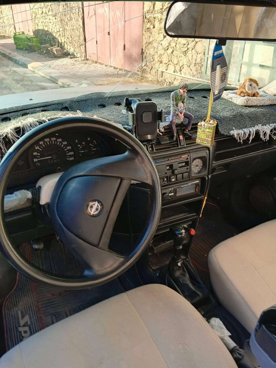 للبيع فكترا ١٦٠٠ شرط كير ومحرك مكفولات رقم بغداد شرط تحويل صدر جديد وغرفة حيل حلوه سعرها ٢٤ وبيها مجال مكانها قضاء حديثة 
***********
