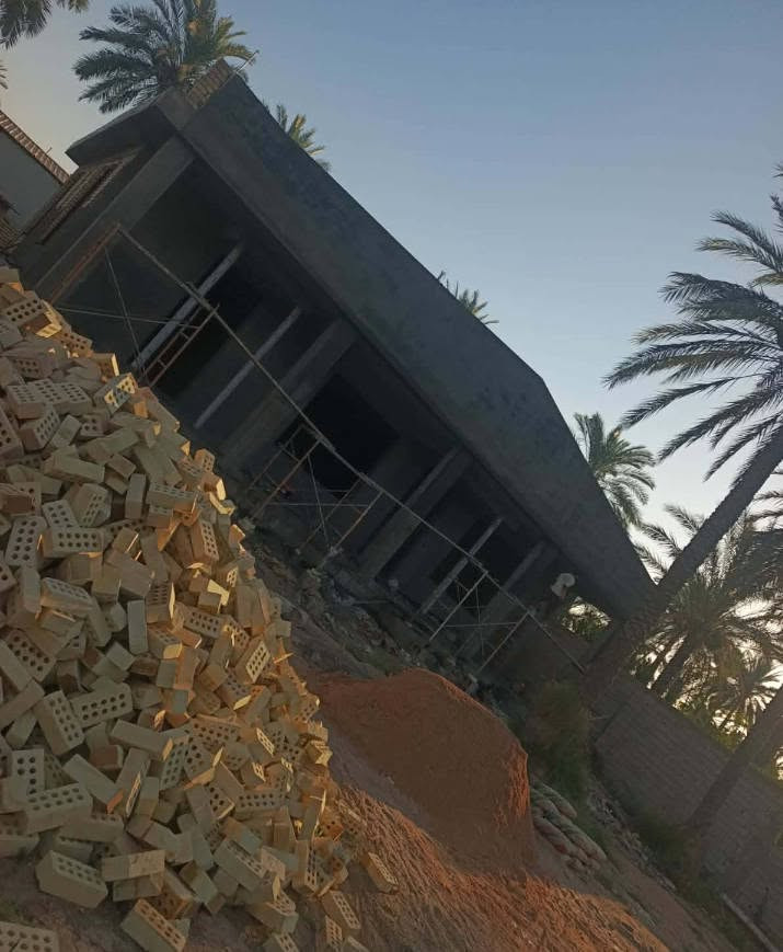 (كادر لبخ من الفلوجه‪(***********)(
سقل ناعم ب 7
لبخ ونثر ب8
لبخ اجراره ب6
تصفير مصاطر ب9
التشميع ب3
جص وبورك ب7

لواجهات قطعي
