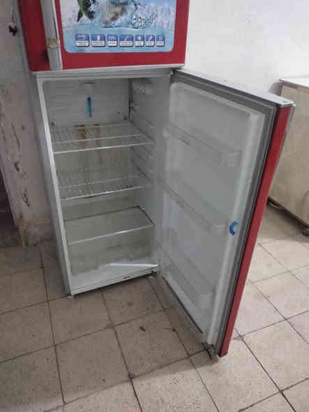 اثاث بيت جديد ما مستعمل وباله تركي .ديوانيه .الاسكان .مقابل المعهد التقني ***********
