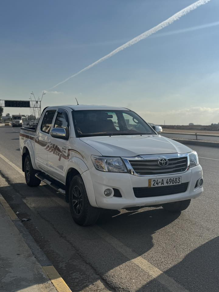 بيكم فور ويل موديل2013 جيهان محرك بس قبق خارجي مفتوح ماشي260سيارة خير من الله بيها صبغ بقط بدنة جوة جام الأمامي وبدنة بلبودي سعر190وبي مجال مكان موصل ***********
