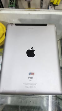 ايباد ابل 4 امريكي ايباد نضيف حيل اخو جديد مساحة التخزين 64  السعر 60 ...