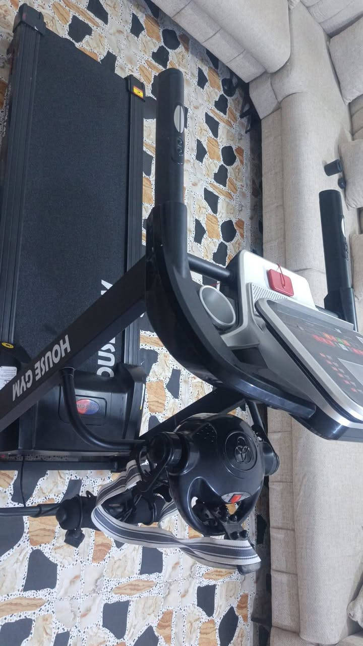 جهاز جري ماركه house gym جبلي 12 درجه وسرعه 16 + جهاز رج لحرق الدهون سعر 200 وبي مجال بسيط  المكان التاجي
***********
