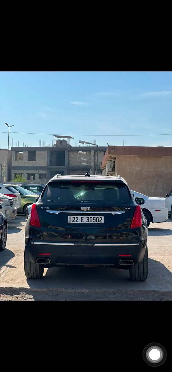 Cadillac XT5 2017 ✨
فول مواصفات – للأخير

🔥 محرك 3.6 لتر V6
▪️ 6 سلندر
▪️ قوة 310 حصان
▪️ كير 8 نمر

المواصفات:
🔹 إضاءات LED + عدسات زينون
🔹 سقف بانوراما
🔹 شاشة تدعم Apple CarPlay و Android Auto
🔹 نظام صوت Bose
🔹 كاميرا خلفية
🔹 حساسات أمامية وخلفية
🔹 رادار تفاعلي + مثبت سرعة تفاعلي
🔹 كشنات جلد كهربائية (تدفئة + هزازة)
🔹 ستيرن كهربائي مع تدفئة
🔹 جنطة خلفية كهربائية
🔹 إضاءة محيطية ليلية بالأبواب
🔹 تبريد خلفي (قطعتين)
🔹 ويلات 18
🔹 مرايا شفط

✅ المحرك جاهز
✅ الحدادية جاهزة
✅ التايرات جاهزة
✅ السيارة نظيفة ومكفولة وجاهزة للاستعمال

🔺 الحادث:
فقط باب السايق وخلف السايق
تم تبديل الباب بباب أصلي

📍 مكان السيارة: بابل
📞 للتواصل: ***********
💰 السعر: خاص
