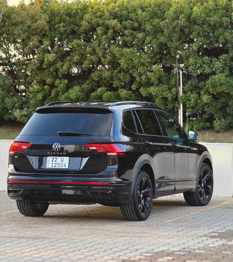 تيكوان SE - R.line بلاك ايدشن
2023
بانوراما 
3 مقعد 
شاشه إلكترونيه وجبيره
محرك 2.0 توربو 
تحكمات وتبريد لمس وقطعتين 
رادارات إماميه وجانبيه 
وايرلس شحن 
كشنات جلد وتدفئه وكهربائي 
ماشيه 30 الف مايل 
فول سيرفس وادامه استخدام شخصي
طخم تايرات جديد
رقم اربيل سنويه جديده لحد 2023
بجم كبس بدون بدون ايركاك حتى ايرباك برده ماطاك كله شركه ودعاميات بشرط 
الضرر باب خلفي جهة السكن فقط 
السعر 218 وبي مجال بسيط 
العنوان اربيل 
***********
*********** أربيل, العراق
