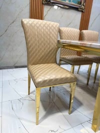 ميز طعام مرمر • كراسي جلد • ٨/٦/٤ كرسي