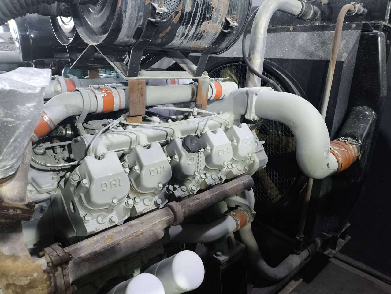 #مولد دايو 10 سلندر 500 كيفي بلادي اوربي
السعر والاستفسار تواصل ***********+واتساب عبدالله المختار اربيل الصناعه الجنوبيه 
لدينا توصيل جميع المحافظات
