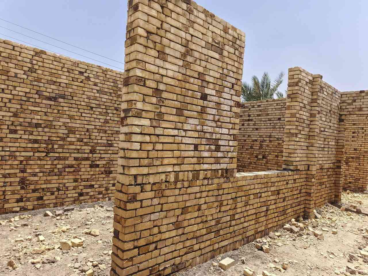 هيكل زراعي للبيع مساحه 200 طريق سوق فضليه بدايه فضليه قرب ديوان أبو زهر ال حجي حسين مقابل طاقه كهرباء قريب ع شارع سعر مناسب ***********
