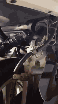 السلام عليكم 
ماجسته اس الدراجه بحاله الوكاله صار ٣اشهر من نزلت من الرمبه 
مكان الدراجه ً بغداد الكماليه شارع الاصفر 
سعره ١٥وبيه مجال حك الجيه.
0 771 242 3928
