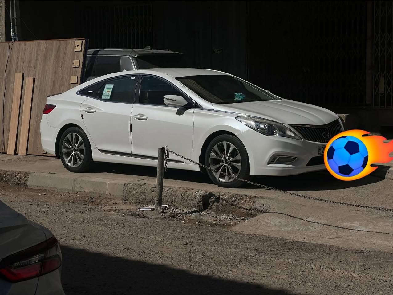 سلام عليكم للبيع او المراوس ازيرا موديل ٢٠١٤ وارد خليجي لون صدفي
رقم أربيل بسمي ماشيه 160حقيقي صدر جديد تايراتً جدد مسوي ادامه  محرك ٣٠٠٠  ادامه جديده مواصفات نص فول داخل لونين تحكم استيرن شاشه تدفئه وتبريد قطعتين برده خلفيه مري شفط تدفئه كشنات وبيها بعد مواصفات دواخل شركه صدر امامي خلفي جديد تخم تاير جديد سياره جاهزه ان شاء الله صبغ قطعتين السعر 125 بيع او مراوس حسب لقناعه مكان سياره حله ***********
