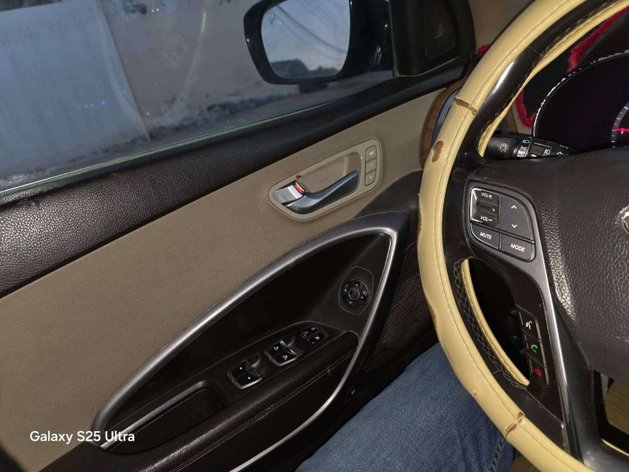 سنتافيا 2016
1/1 فول مواصفات 
4 سلندر 
بانوراما 
شاشة كبيرة 
بصمه 
جنطة شفط 
اشاير بلمري 
رادارات 
خزن ميموري 
ترحيب بلكشن 
تدفئة تبريد بلكشنات 
صور الحادث مرفقة بلمنشور

مكان السيارة الشطرة 
السعر 165
رقم صاحب السيارة: ***********
