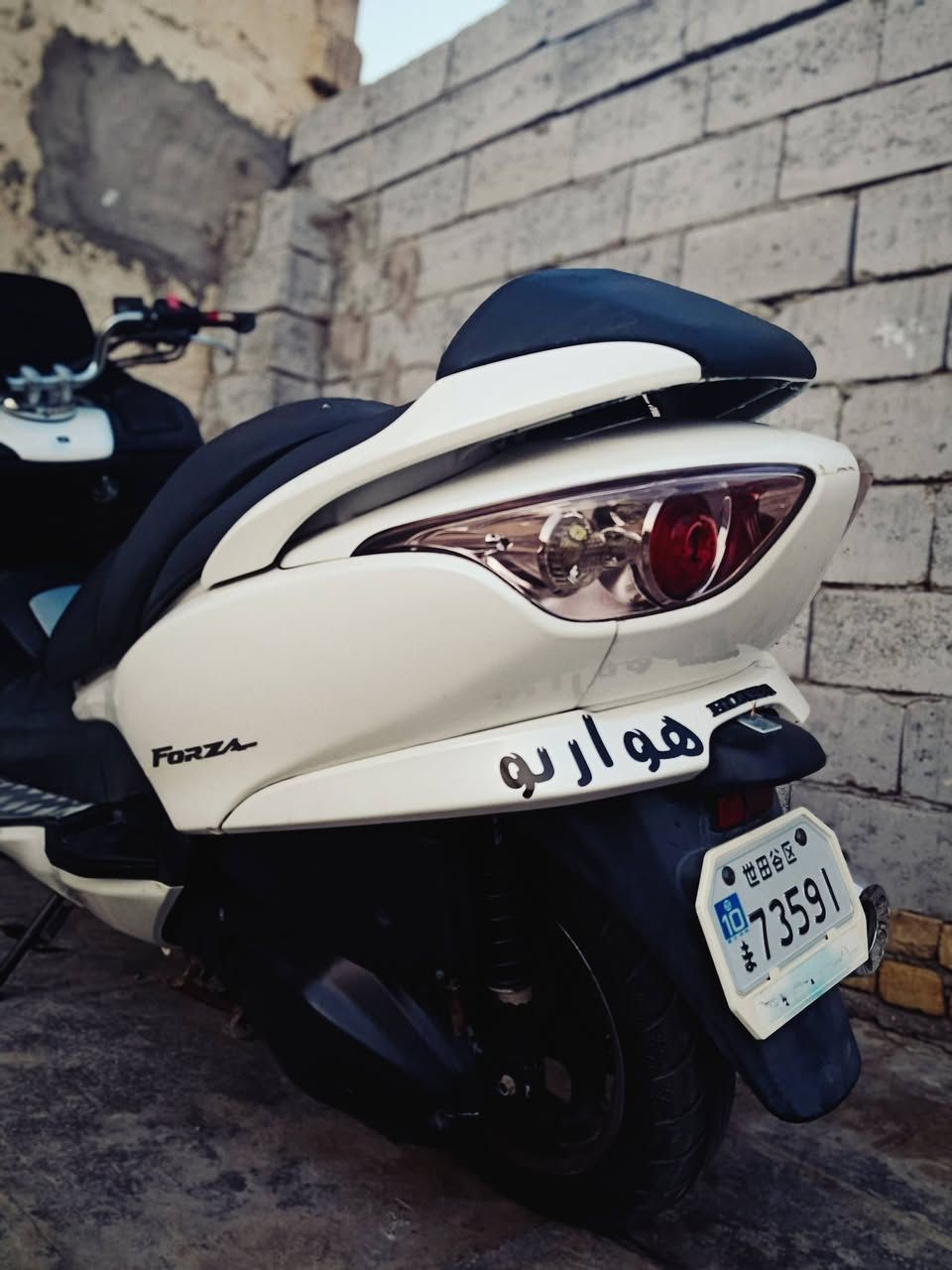 السلام عليكم فورزة  0 8 للبيع 
جاهزة من كلشي كهربائيات كلهة شغال
لايت زنون امامي 
بك لايت كرستال اشاير لد ابيض 
حساس ستان 
مكينة مفتوحة ناعمة ونشاط 
اوراق أصولي 
مكاني ديوانية حي فرات 
لسعر 700 وبيهة مجال 
لرقم ***********
