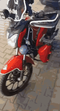 دراجه ار كي موديل 25
رقم اربيل ماشيه 23
دراجه كلش مرتبه ومتعوب عليهه واهوايه اضافات بيهه احلى من الصور 
مكاني بغداد الاعضميه 
متواجد واتساب واتصال 
***********
