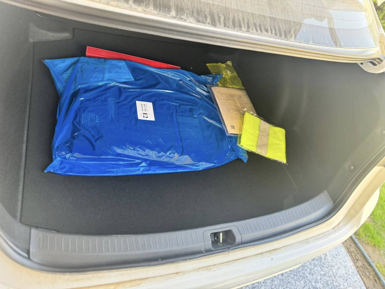 كورلا هايبرد الشكل الخليجي زيرو موديل ٢٥
كشنات جلد اسود 
بصمه. 
فتحه سقف 
السعر مناسب 
للاستفسار الاتصالى على الرقم ***********
