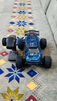 سياره RC • ١/١٦ • بحاجة اصلاح