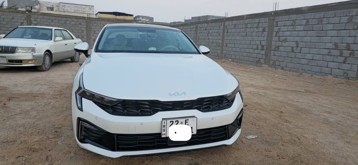 K5 2024
-خليجي فول مواصفات 
-كفاله عامه ما عدا شخط بباب السائق
-مكينه وكير كفاله
-بصمه
-بانوراما
-حساسات امامية وخلفية
-كامرة خلفية
-تبريد قطعتين
-تشغيل عن بعد
-ماشية 30Kmالف حقيقي
-كشن السائق كهربائي
-جنطة (صندوق) ذكي
-للاستفسار ***********
-رقم اربيل مشروع وطني تحويل ب اسم المشتري او وكاله
-سياره نضيفه جدا ما ناقصها اي شي
