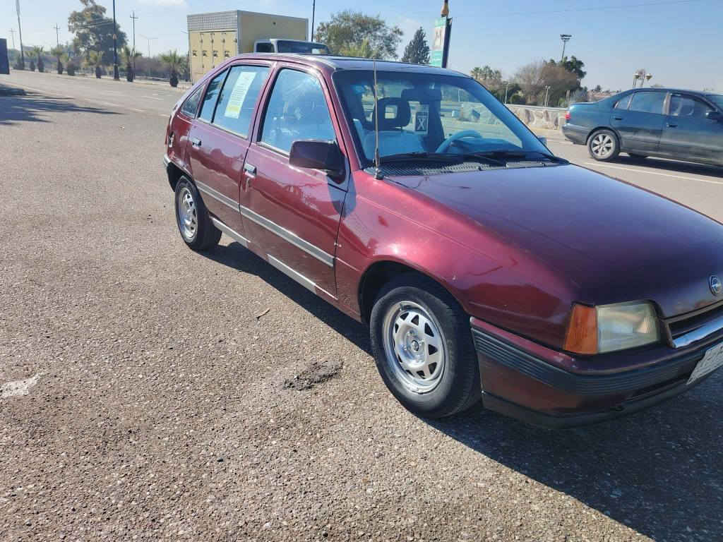 سياره اوبل كاديت موديل 91 حجم 16سياره نظيفه جدا كولشي مابي شرط بدون ضربه سنويه مشروع وطني لل 2029 كهربائية كلها شغال تخم صدر جديد بي دفتر بنزين
سعر 29وبي مجال بسيط عنوان كركوك رقم هاتف *********** كركوك, العراق
