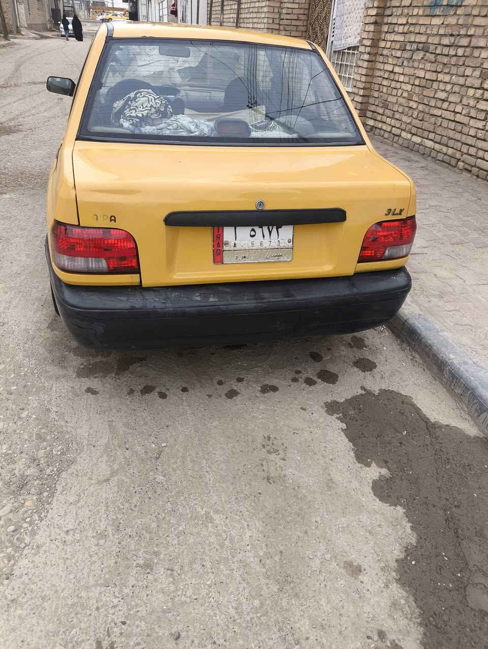 مديل ١٢سنويه ٢٣نافذه مصفره هيئه وغرامات معمره هلالات مكينه وكير صالهن ٣اشهر من شديتهن  حداديه جديده تخم تاير  سياره حلوه مال جني برايتات معمره شخاطات نضاف سياره احله من الصور *********** مكانه العماره نهاوند  ٢٥
