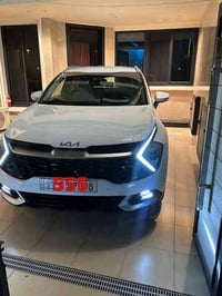 للبيع :كيه سبورتج  خليجي  الموديل : 2023 ماشيه،18 ألف  بصمه  كراسي عاد...