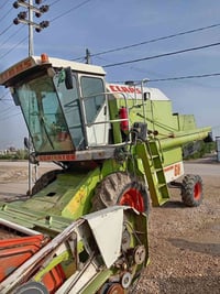 حاصده للبيع موديل ٢٠٠٠ مكفوله من الطك والصبغ واللحيم محرك طرح رقم أربي...