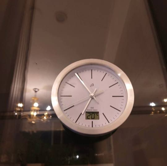 غراض الكترونية اصلية جديدة للبيع بسعر مناسب
اربيل / يوجد توصيل


**إذا كنت صاحب هذا الإعلان وتريد حذفه لأي سبب، رجاءا أرسل رسالة إلى الدعم الفني**