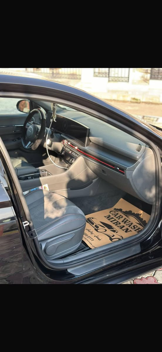 السلام عليكم سوناتا ان لاين 2024 فول مواصفات بدون ايرباك بسمي تحويل مباشر ماشيه 25 الف السياره جديده وضع الشركه حادثها جاملغ خلفي وقبق جنطه بدون دواخي وبيها بار بل جاملغ كد اصبعين المامي كير محرك كفاله مكاني بغداد سعر 214 ورقه ***********
