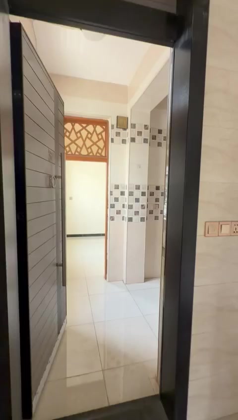 بيوت وشقق للايجار موقع ممتاز  مول الحياة ماء مجاري كهرباء بناء حديث ايجار فقط للعوائل مساحه من 120متر إلى ٦٠ متر وشقق بناء حديث  للاستفسار
 ***********
