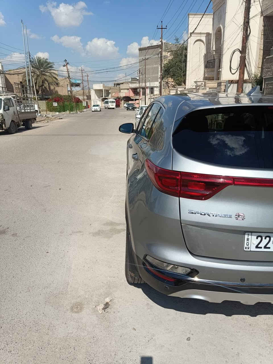 سبورتنج موديل 2022 رقم اربيل ماشيه 28 سياره بدون صبغ وتبديل حادث خفيف مكانه الدوره ***********السعر 200 وبيه مجال بسيط
