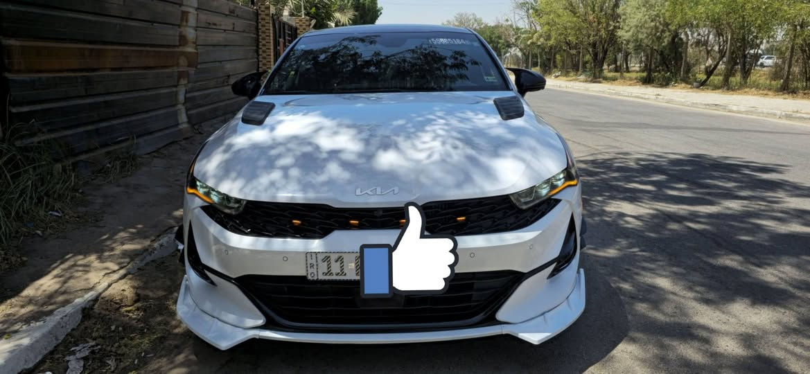 جي تي 2023
بغداد باسمي 
قطعه وحده جاملغ خلفي بدون ايرباك 
مفوله للاخير مناقصه اي شي شنو بالك بيه 
مكينه ٢٥٠٠ تيربو 
ماشيه ٢٦ 
*********** وتساب
