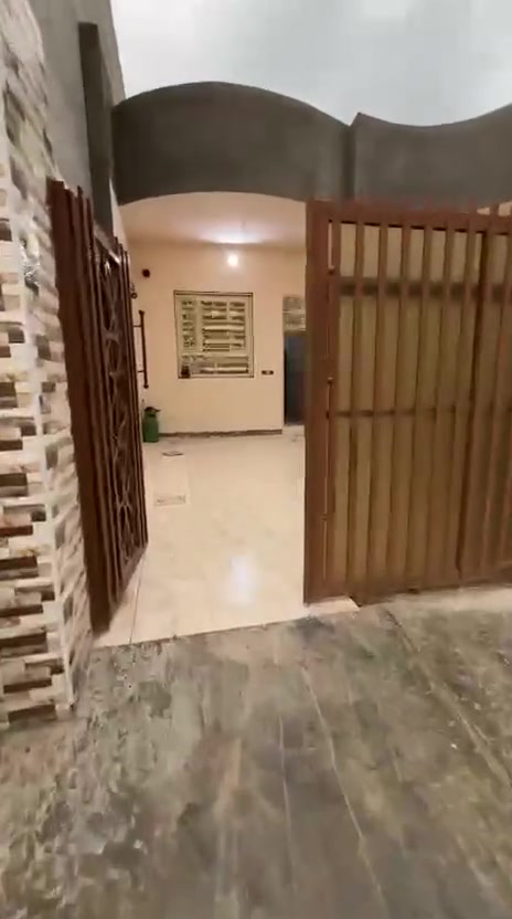 دار للبيع حي المهندسين بناء حديث مساحه ٢٥٠م رقم القطعه ٥٩٠ للإستفسار الاتصال ***********
