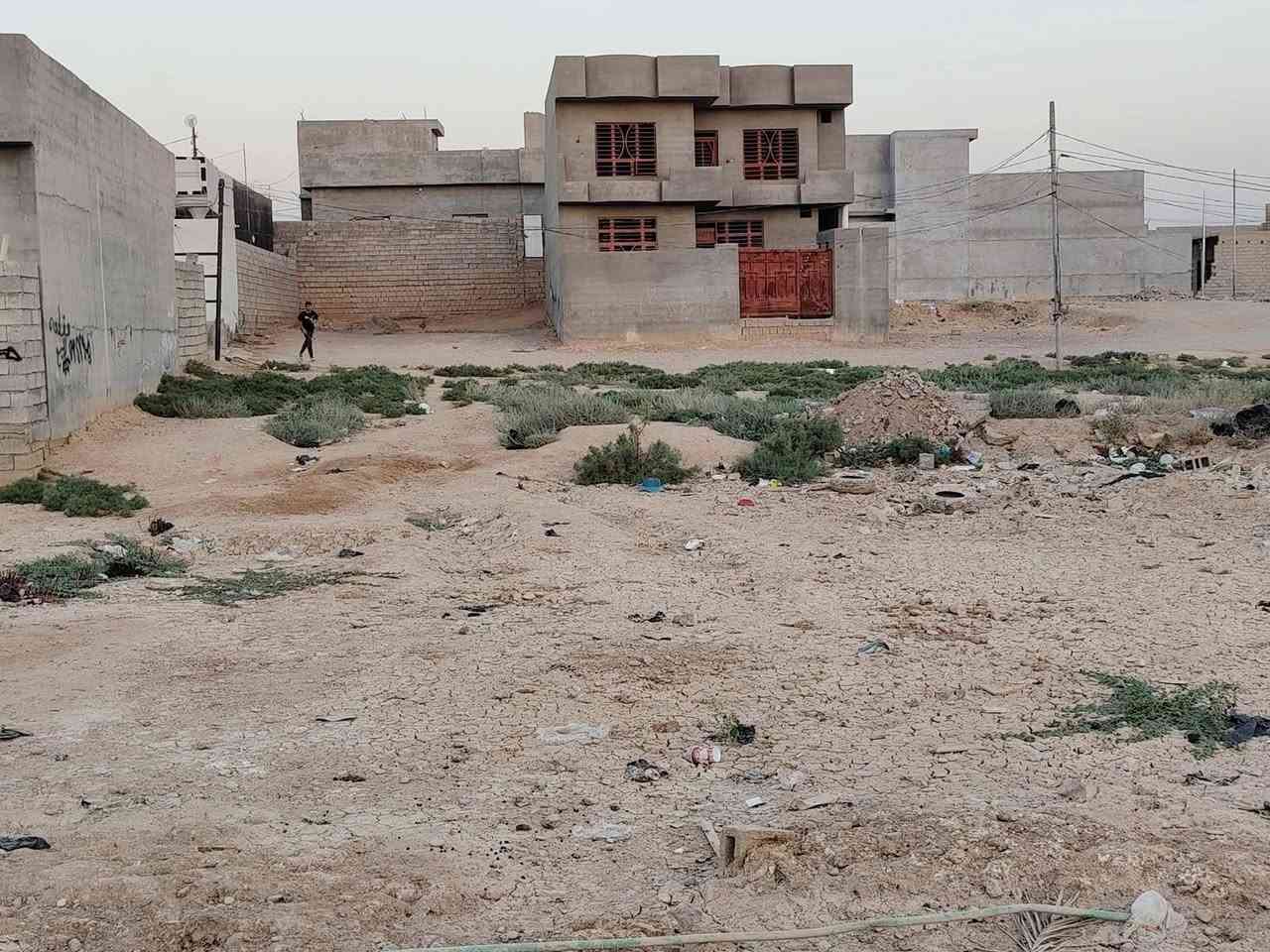 بسم الله الرحمن الرحيم
السلام عليكم ورحمة الله وبركاته
يعلن مكتب علي الصميدعي للاستثمار العقاري
عن توفر قطعة ارض للبيع المساحة ٢٢٠ متر مربع العرض ١٠متر الطول ٢٢ متر الموقع حي الشرطة عقد زراعي فرع علي محكمة ارض كما موضحة بالصور ٠٠٠ للاستفسار عن السعر وباقي التفاصيل الاتصال على الارقام التالية او مراسلة الصفحة :
📞 *********** متوفر واتس اب
📞 *********** متوفر واتس اب
او زيارة مكتب علي الصميدعي للعقار الكائن في ديالى ٠ جلولاء ٠ حي الشهداء ٠ مقابل اتحاد شباب جلولاء ٠ ودائرة التقاعد ٠
