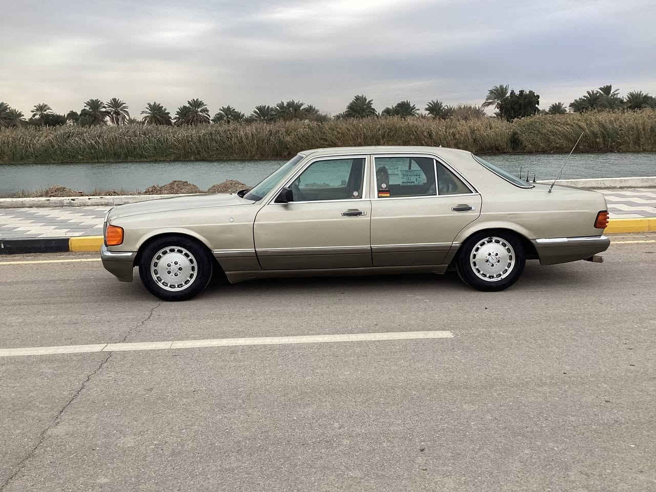 السلام عليكم
مارسيدس رئاسي موديل1990
رقم مثنى مشروع وطني تحويل مباشر السنويه لل2028
مصبوغه عام لجماليه مكفوله من ضربه عيب شرعي أصوليات 

مكينه محور ففتي3000 مكينه وكير حاويه شادهن مكفولات التنقيص ولا تبخير قواعد الدبلات بلاد

السياره جاهزه مال جناي دواخل كارتون صدر امامي خلفي كهربائيات كيجات كله شغال 

السعر المطلوب 65
العنوان ذي قار قلعة سكر للتواصل  
***********
***********
