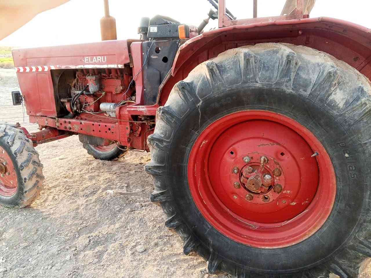 السلام عليكم مكينه بلاروس موديل2000 كتاب مكينه مكفوله برغي مامفتوح بيهه شرط كير محرك اكسن جهاز باور شرط على شركه سعر وستفسار أكثر اتصل المو شراي لايتصل رجائن***********
