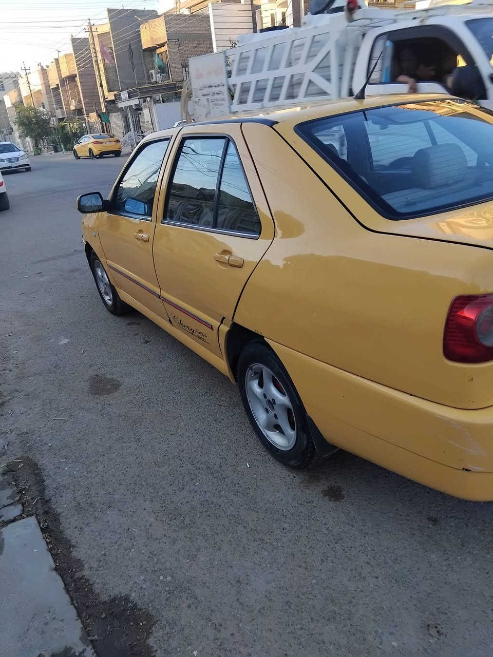 اخولن سلام عليكم  شيري كوين ٢٠١٠ بغداد انكليزي مصفره من كلشي لاهيئه ولا غرامه ربع ماعليها بلاديه السياره عدا طختين صغار بارد فقط مكينه علئ ايدي ماعليها شرط مكينه على ايدي  تجفيت جديد نفض وتبريد ثلج بس بوري نكسر  غيره اني اتحمله السعر ٢٥ مجال بسيط واتساب ***********بغداد العبيدي
